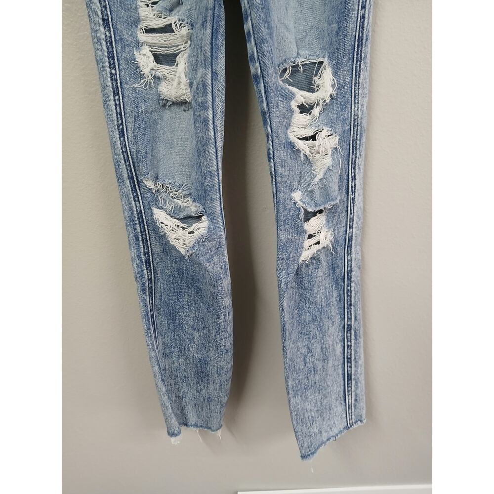 Flying Monkey distressed skinny jeans in a light acid wash size 0 24 inch waist - Picture 3 of 7
